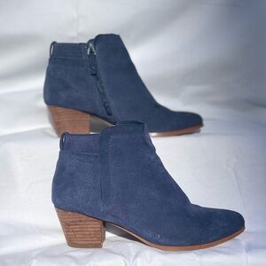Violet And Red Blue Suede Canyon Booties Size 8